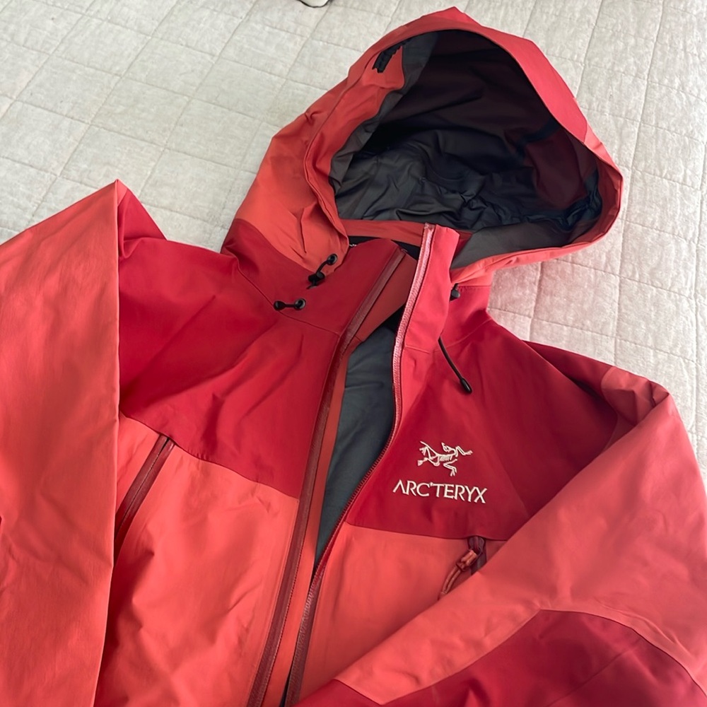 Arc’teryx Beta AR jacket